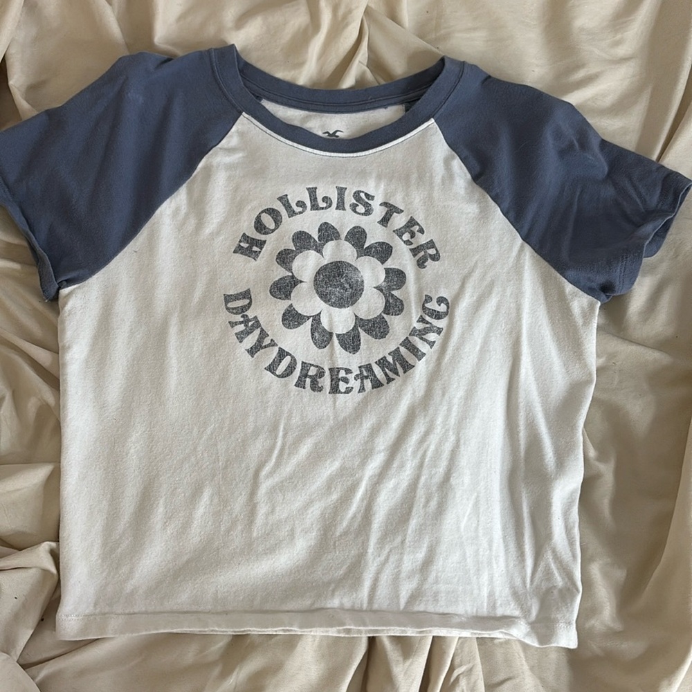 Hollister crop top